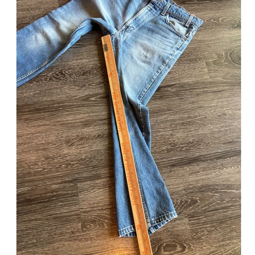 Levis wear throughout
